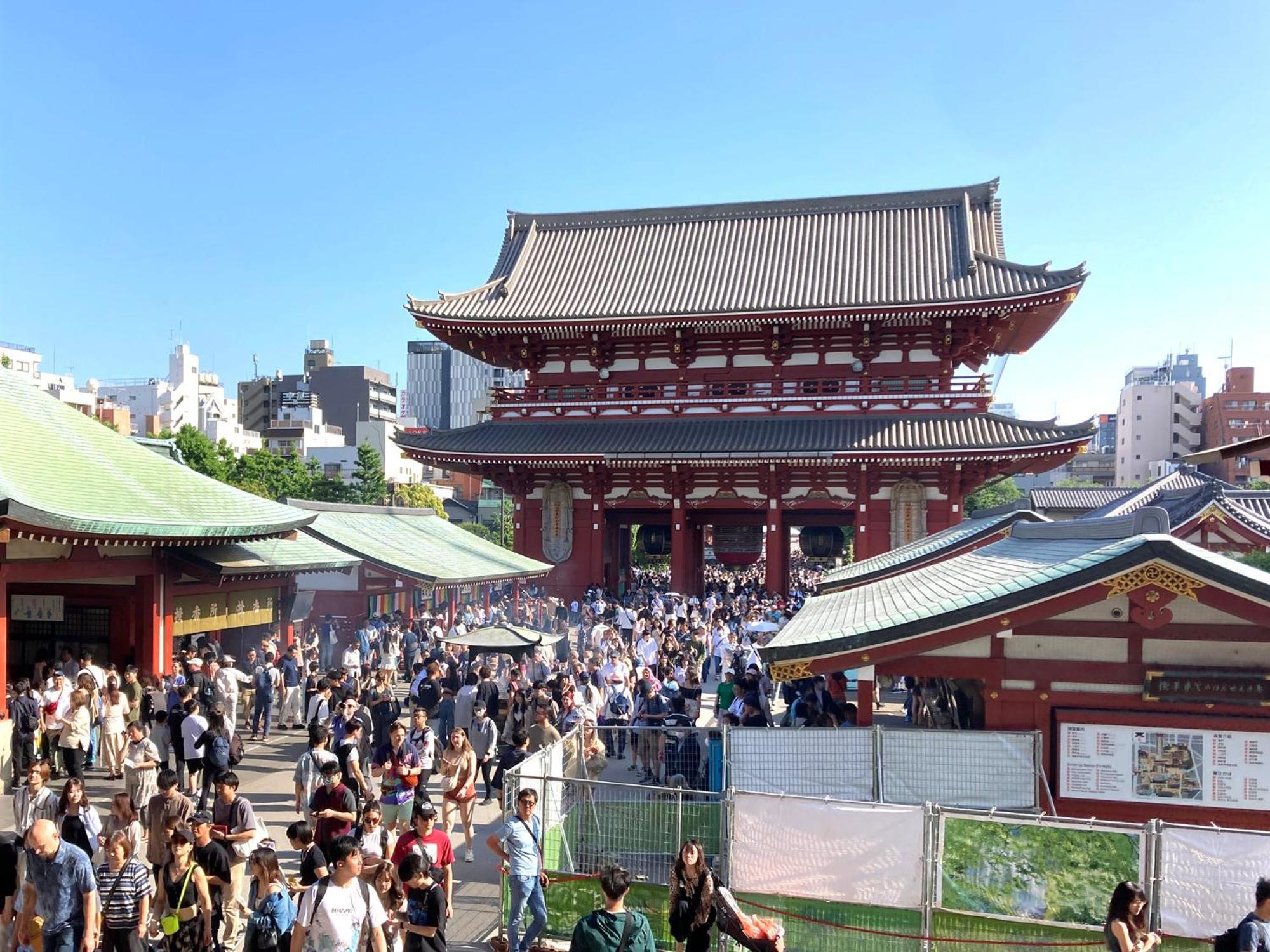 Akariya Asakusa Tokyo